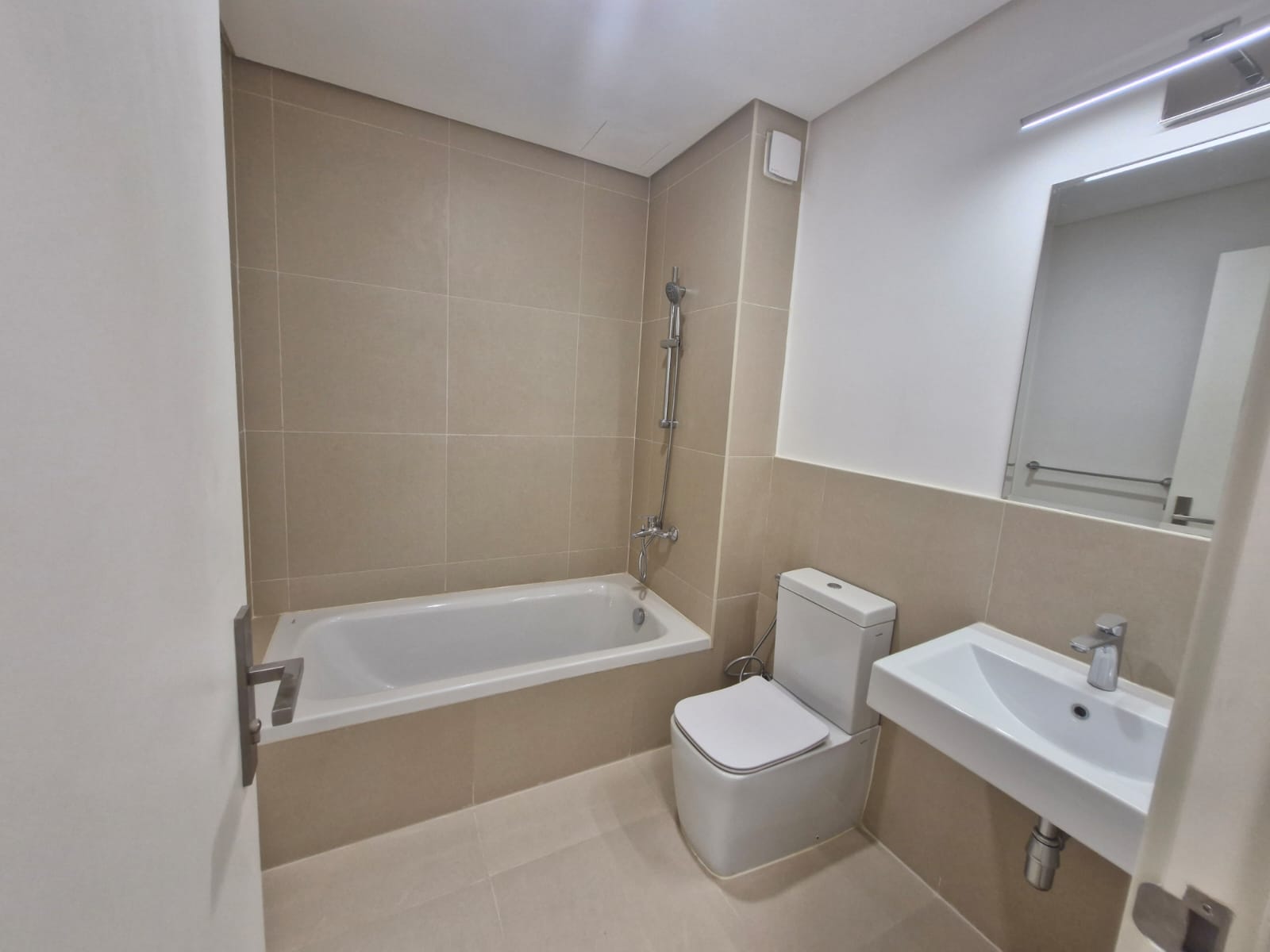 ✨ Luxurious Duplex for Rent in Sedra (Roshn) 🏡